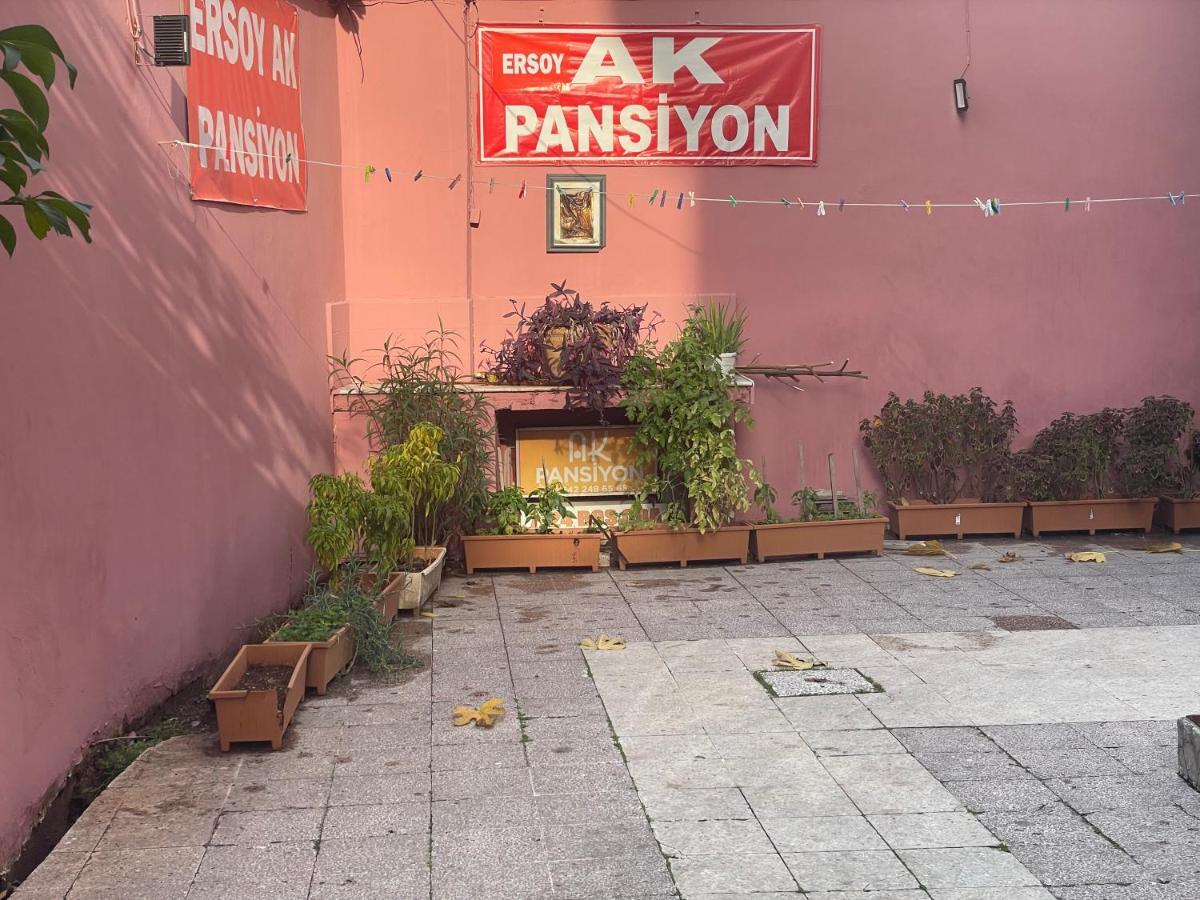 Ersoy Ak Pansiyon Antalya Luaran gambar